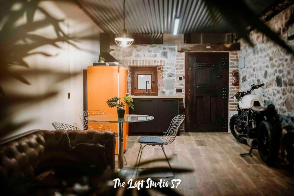 The Loft 57 - Vut.3352as Apartamento